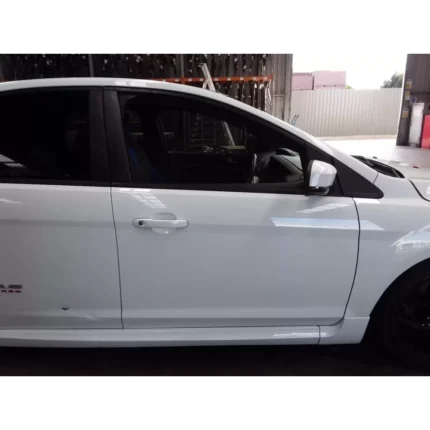 FORD FOCUS RIGHT FRONT DOOR LV, HATCH, XR5, 03/08-07/11 2011