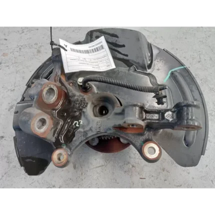 FORD MUSTANG RIGHT FRONT HUB ASSEMBLY FM-FN, 2.3/5.0, AUTO/MANUAL, NON ADAPTIVE